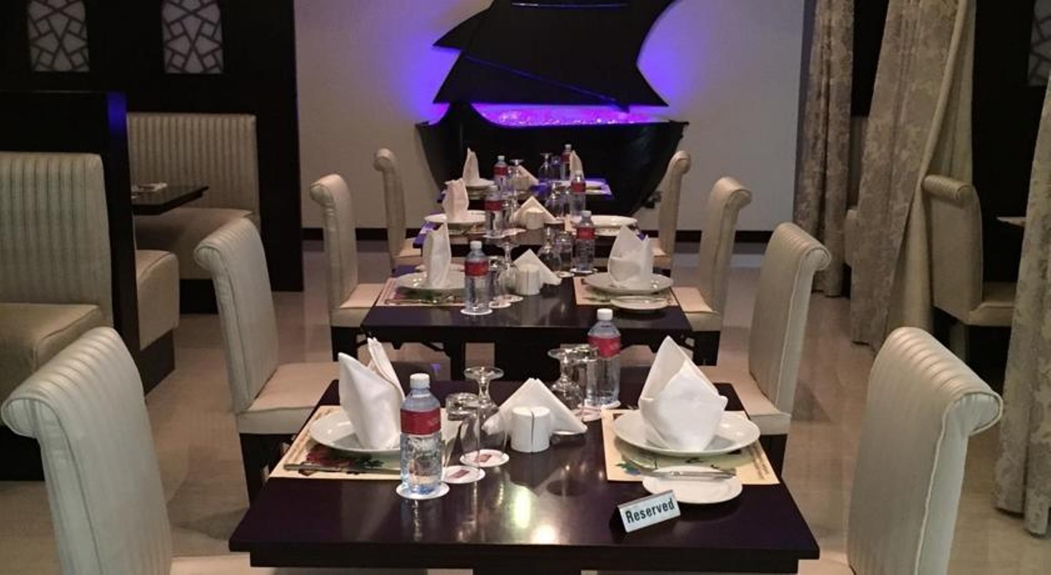 The Park Hotel Formerly Dubai Bagian luar foto