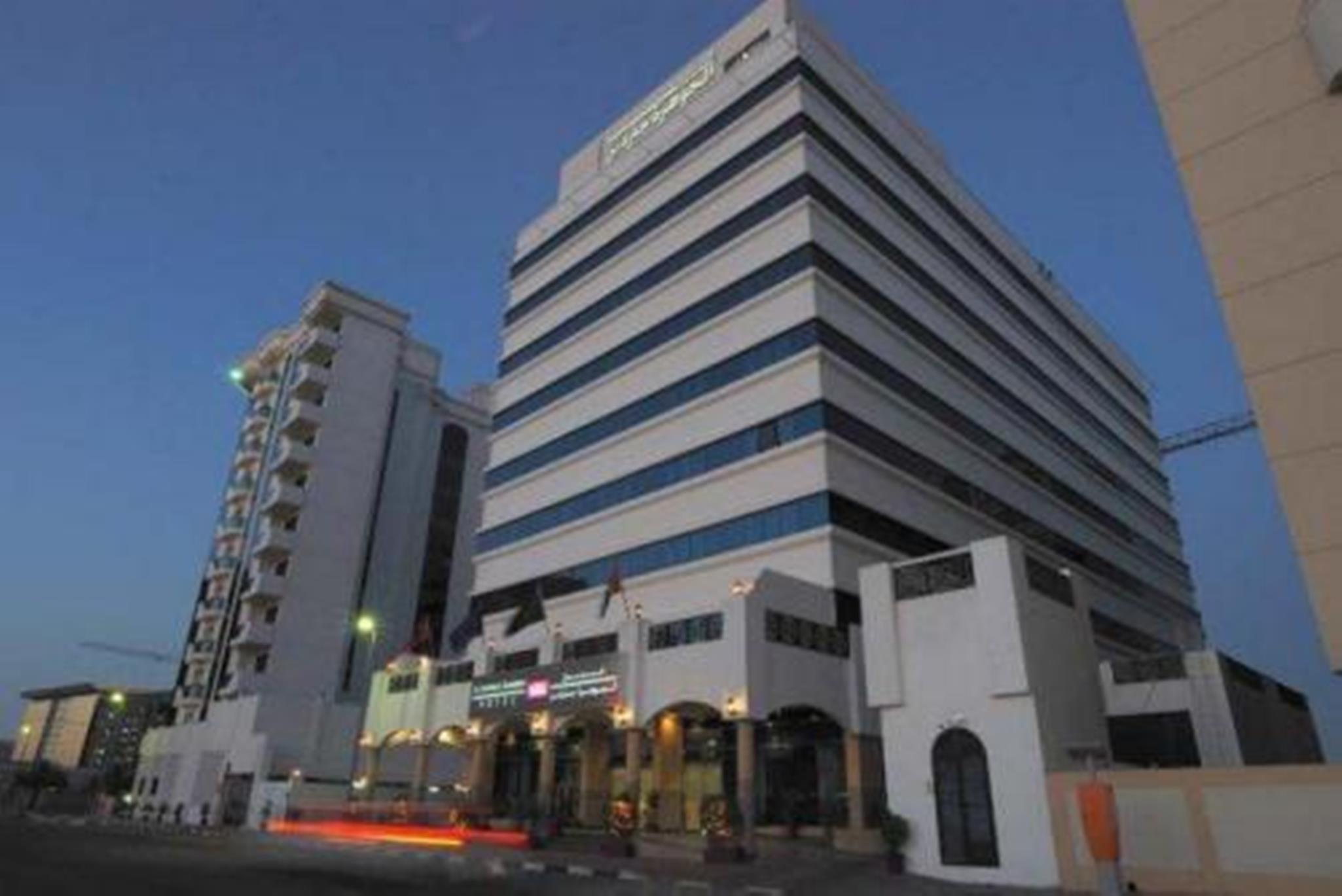 The Park Hotel Formerly Dubai Bagian luar foto