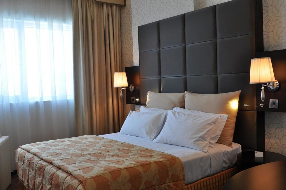 The Park Hotel Formerly Dubai Bagian luar foto